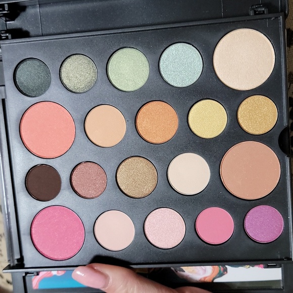 Smashbox Art Love Color Masterclass Limited Edition Eyeshadow Face Palette - Picture 8 of 8